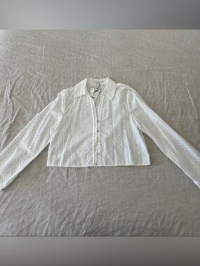 Eyelet Cropped Button-Up Top - White